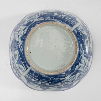 Skål, porslin, Kina 1800-tal.