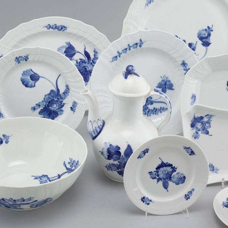 74 pieces of porcelain tableware by Royal Copenhagen, "Blue flower", second half of the 20th century.
