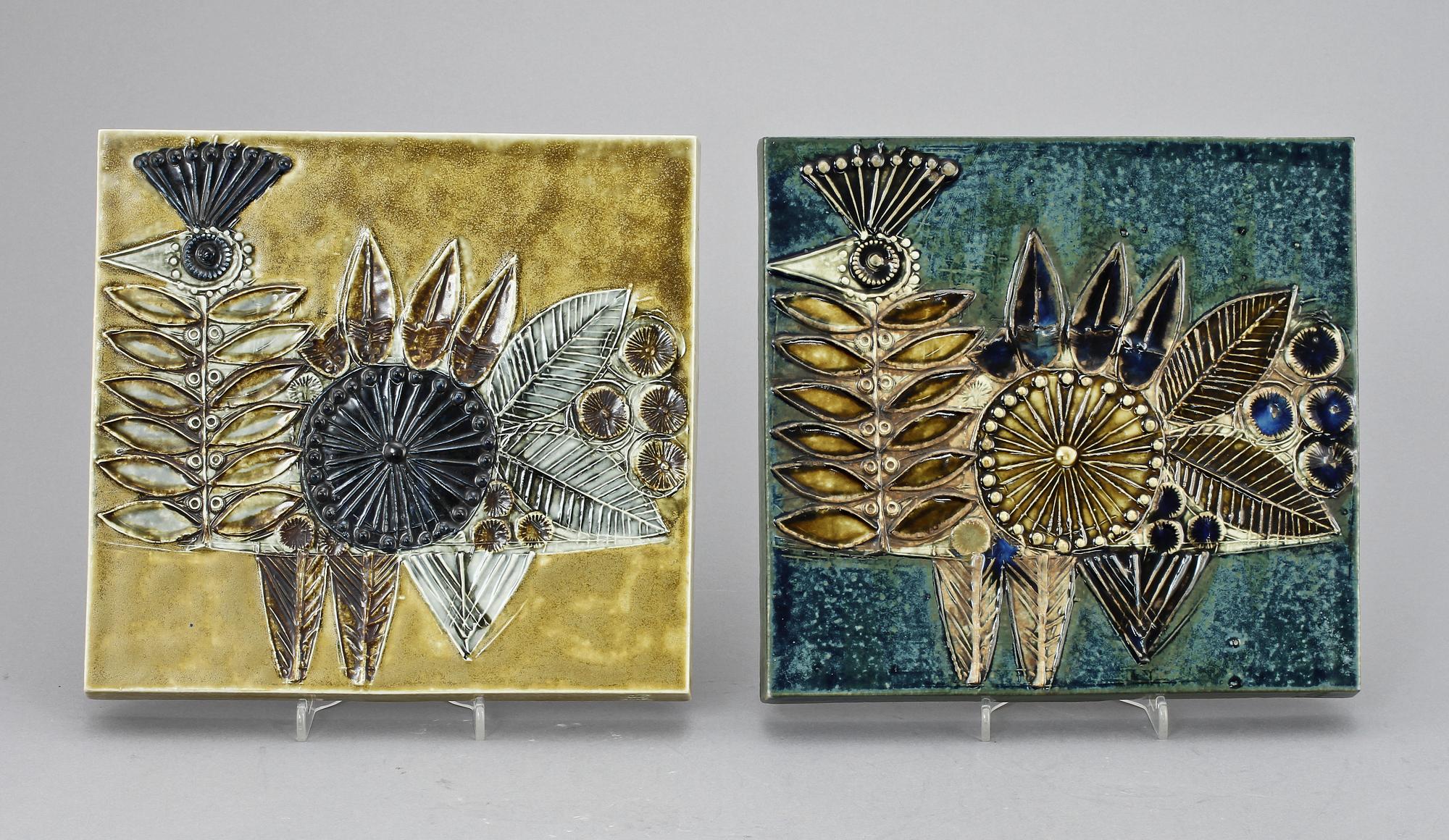 VÄGGRELIEFFER, 2 st, stengods, Lisa Larson, Gustavsberg.