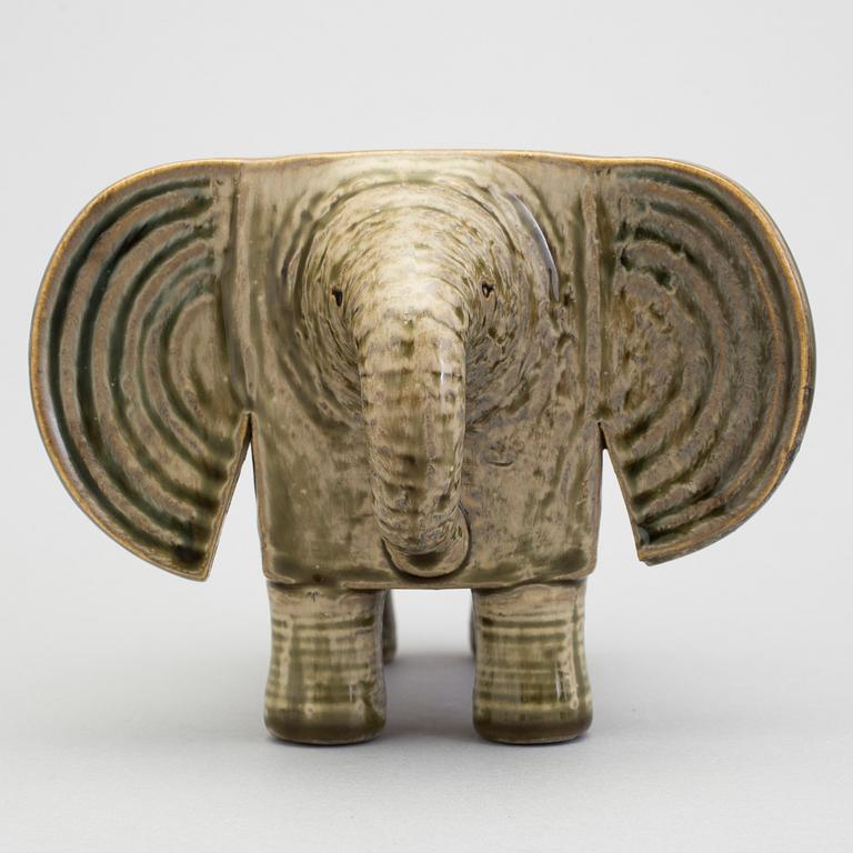 LISA LARSON, skulptur, stengods, "Elefant" ur serien Afrika, Gustavsberg, formgiven 1964.