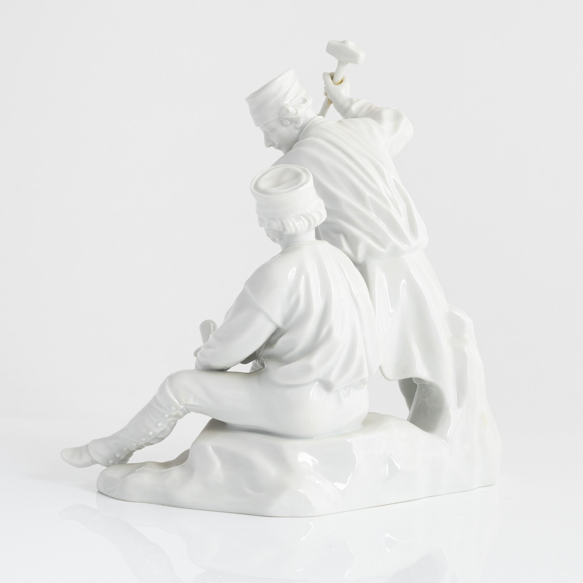 A porcelain figurine group, Fürstenberg, Germany, first half of the 20th century.