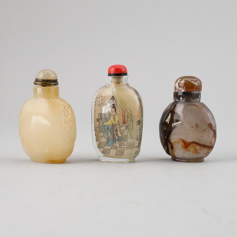 A set of three Chinese snuff bottles.