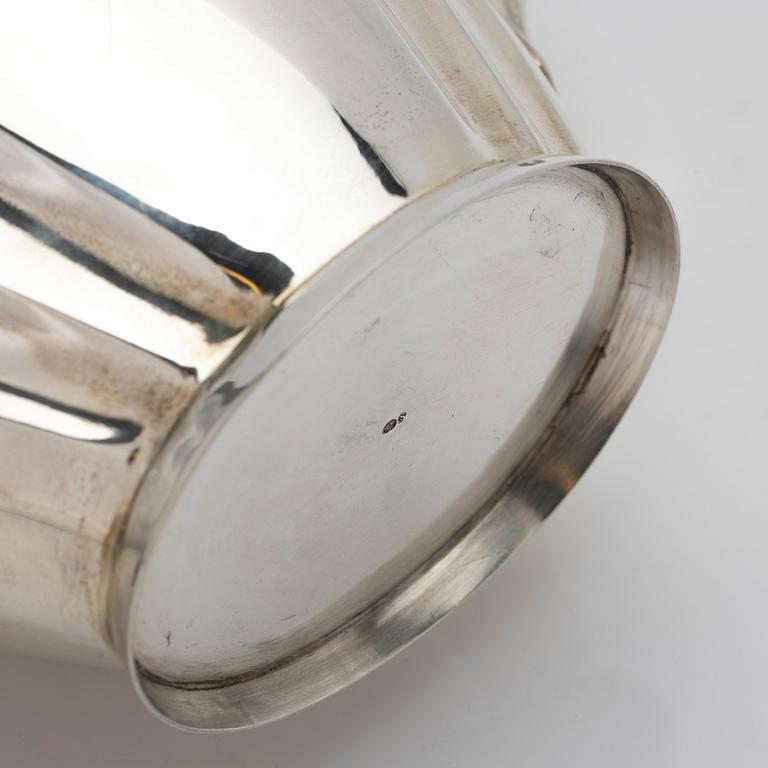 Coffee pot, silver, probably 20th century.