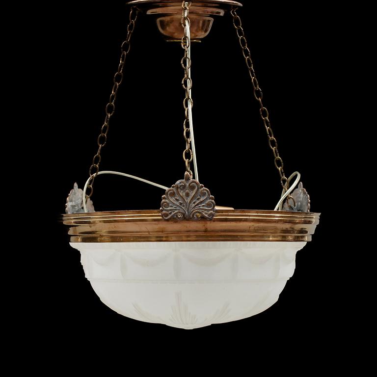 TAKLAMPA, 1900-talets första hälft. Höjd ca 50 cm.