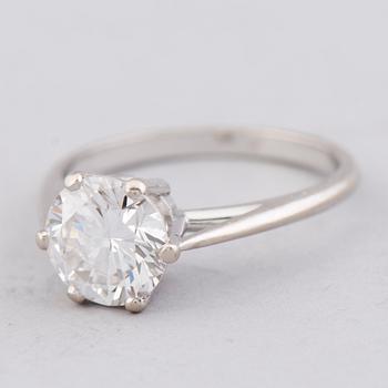 RING, briljantslipad diamant, 18K vitguld. A. Tillander 1983.