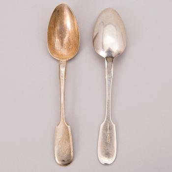 Set of twelve silver spoons by Grachev, maker's mark K.P., Saint Petersburg 1898-1908.