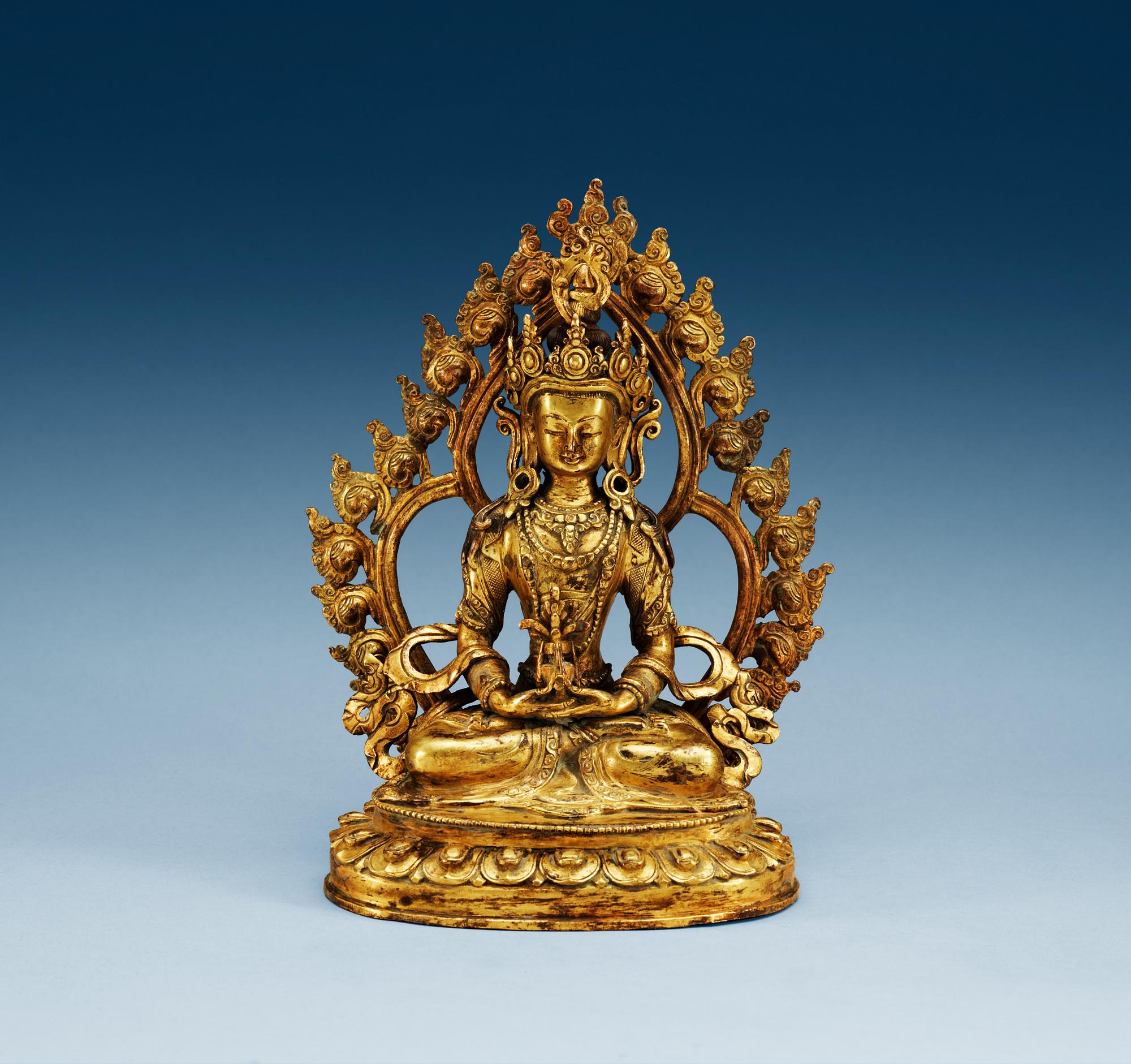 AMITAYUS, förgylld brons. Qing dynastin (1644-1911).