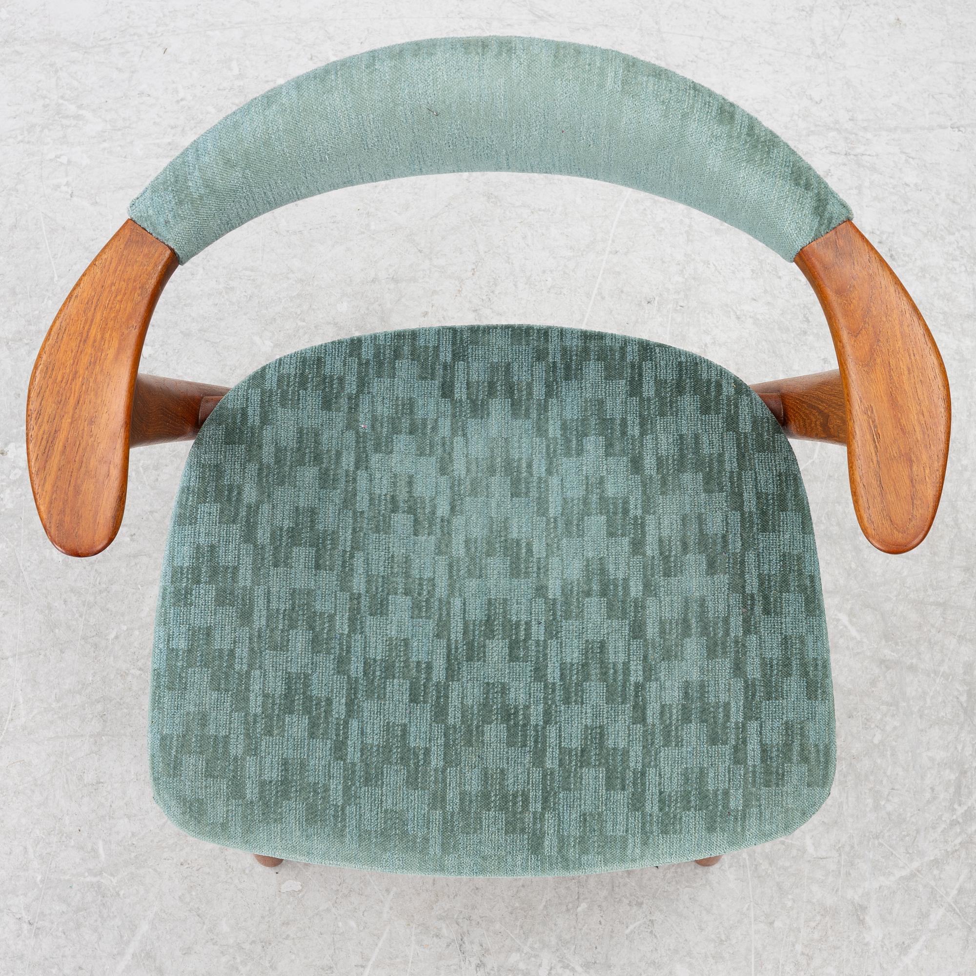 Erik Kirkegaard, chairs, set of 4, Høng Stolefabrik, Denmark, 1960s.