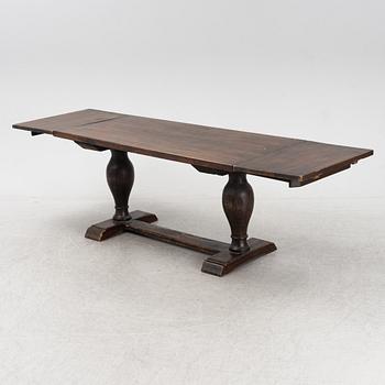 A Baroque dining table, first part of the 18th Century.