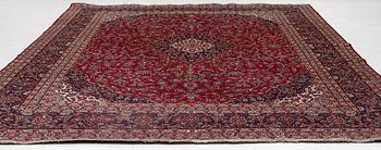 Matta, Meshed, ca 372 x 290 cm.