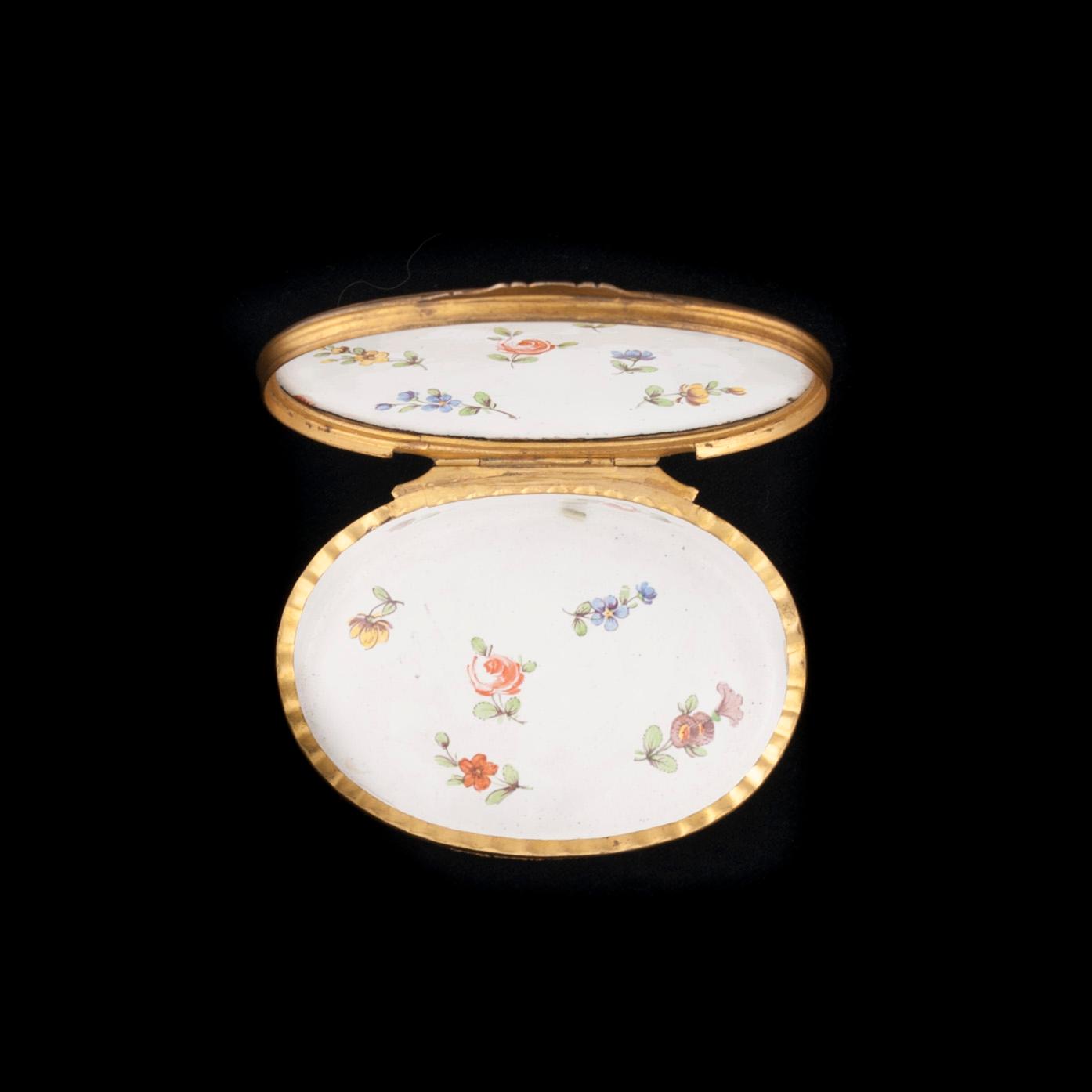 DOSA, emaljerad koppar samt mässing, 1800-talets senare hälft.