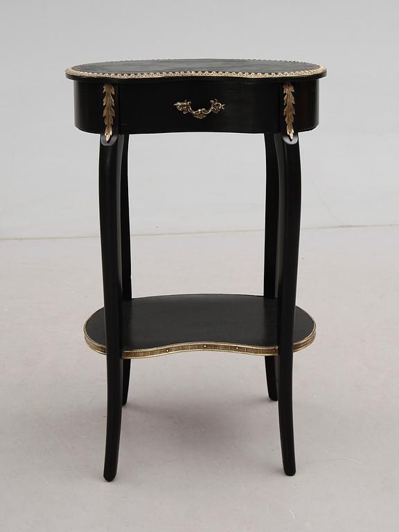 BORD, Louis Seizestil, 1900-talets andra hälft.
