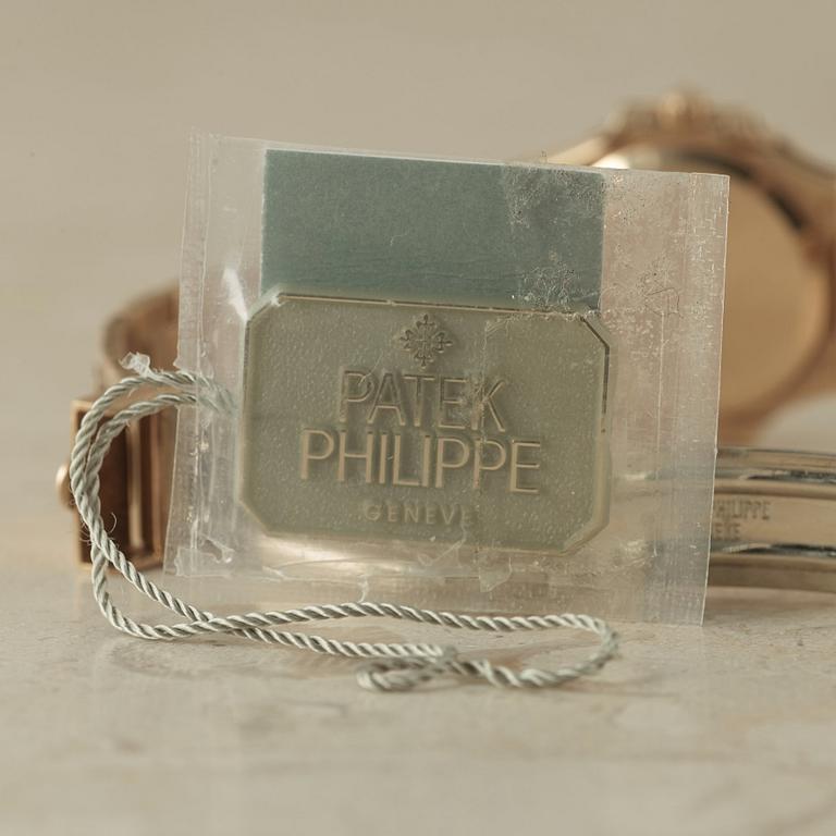 PATEK PHILIPPE, Genève, Nautilus, wristwatch, 27 mm,