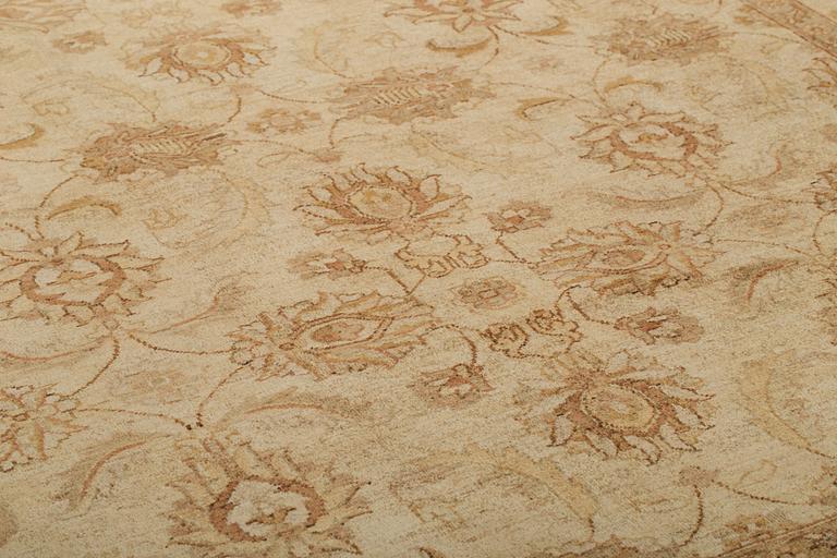 A Ziegler design carpet, around 300 x 245 cm.