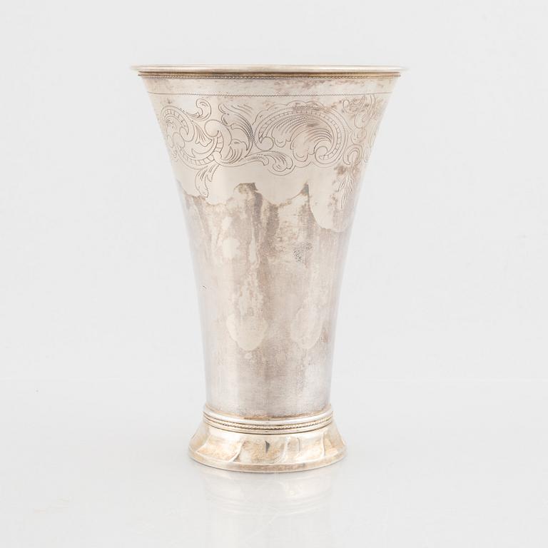 A Swedish silver beaker, mark of JL Hultman, Stockholm 1936.