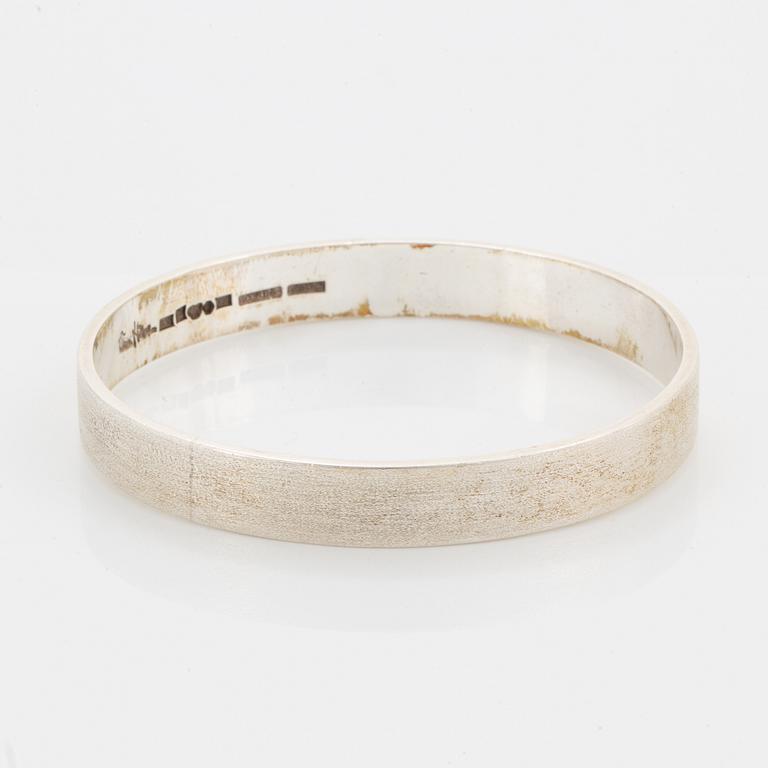 Wiwen Nilsson,  sterling silver bangle, Lund 1964.