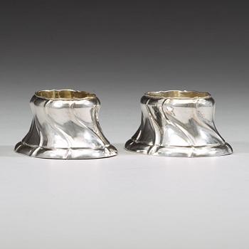 JOHAN RYBERGS änka, Uddevalla 1759, saltkar, ett par, silver, rokoko.