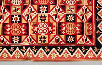 A bed cover, double-interlocked tapestry, ca 197,5-201,5 x 122-125 cm, Scania 1825, Villands district, Sweden.