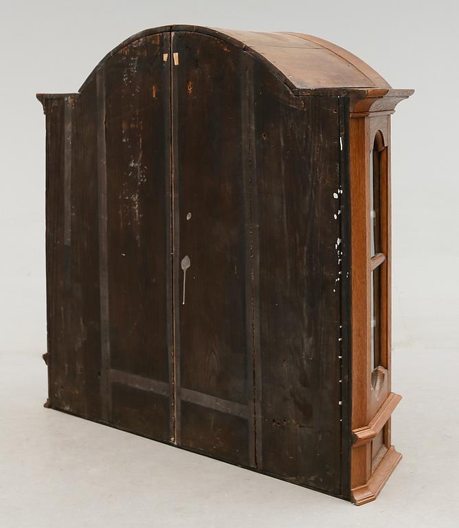 HÄNGSKÅP, 1800-tal.