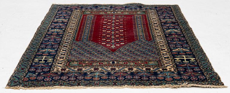 Prayer rug, possibly Kula, approx. 163 x 114 cm.