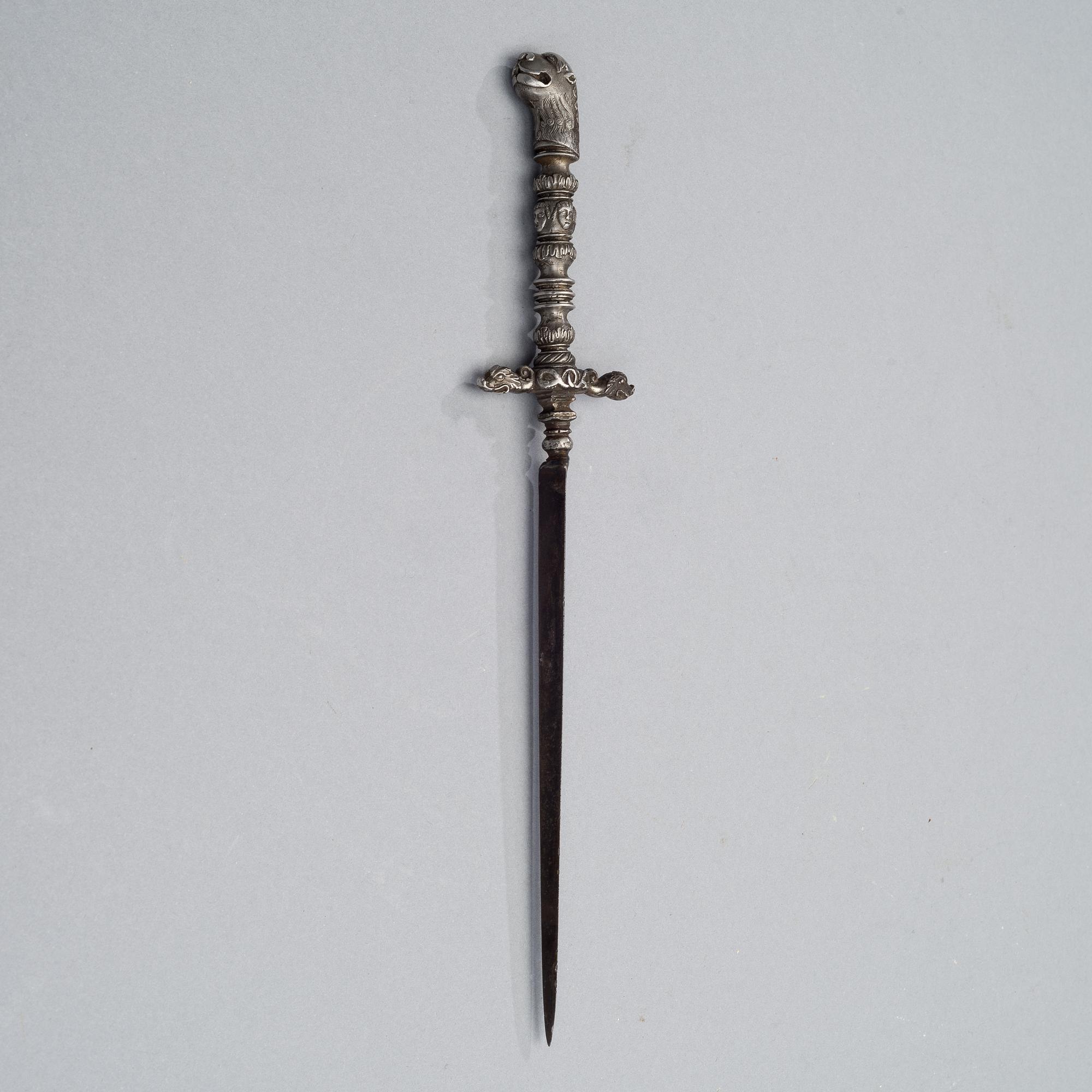 STILETTO, Italia, 1650-1680-luku.