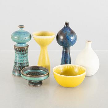 Stig Lindberg, a set of four miniature stoneware vases and two bowls, Gustavsberg Studio.