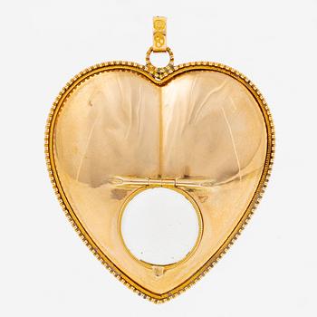 Heart locket, 18K gold with glass.