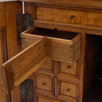 A cabinet, 18th Century.