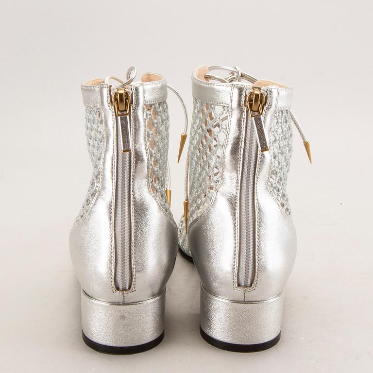 Dior skor ett par "Naughtily" storl 39 1/2.