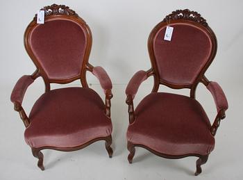 KARMSTOLAR, ett par, nyrokoko, 1800-talets andra hälft. Prov. konstnären Axel Kleimers bostad, Malmö.