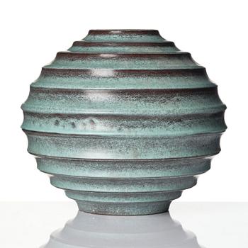 Ewald Dahlskog, a spherical faience vase, model D9/3, Bo Fajans, Gävle, 1930s.