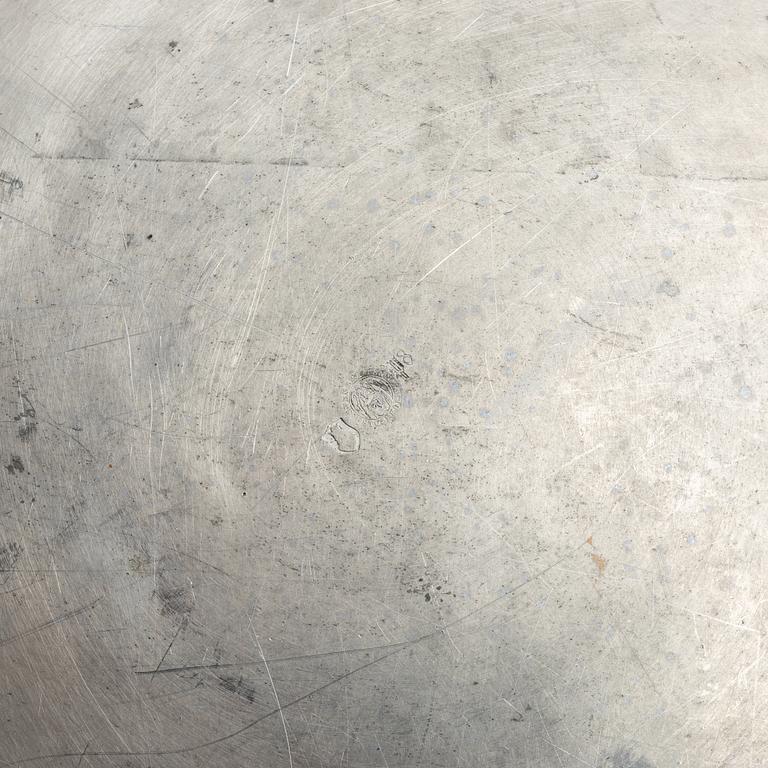 A pewter dish, Firma Svenskt Tenn, Stockholm 1941.