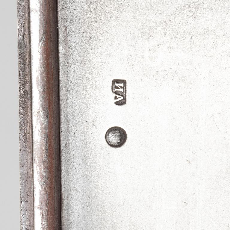 A Russian silver cigarette case, silver, St Petersburg, 1908-1926.