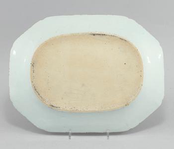 STEKFAT, porslin, Kina, 1700-tal.