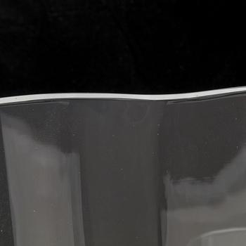Alvar Aalto, a 1980s '3032' vase for Iittala.
