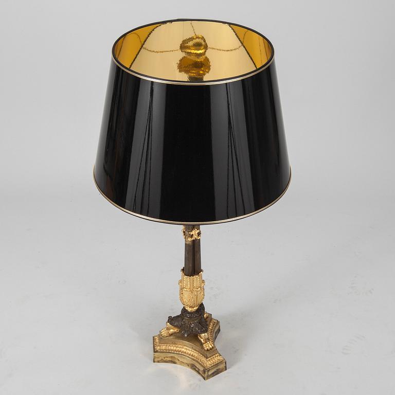 BORDSLAMPA, empire 1800-talets början.