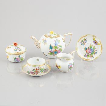 A 9-piece Herend porcelain tea service, 'Queen Victoria', Hungary.