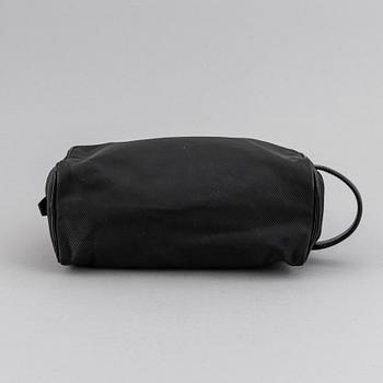 LOUIS VUITTON, 'Parana Toiletry Bag 26'.
