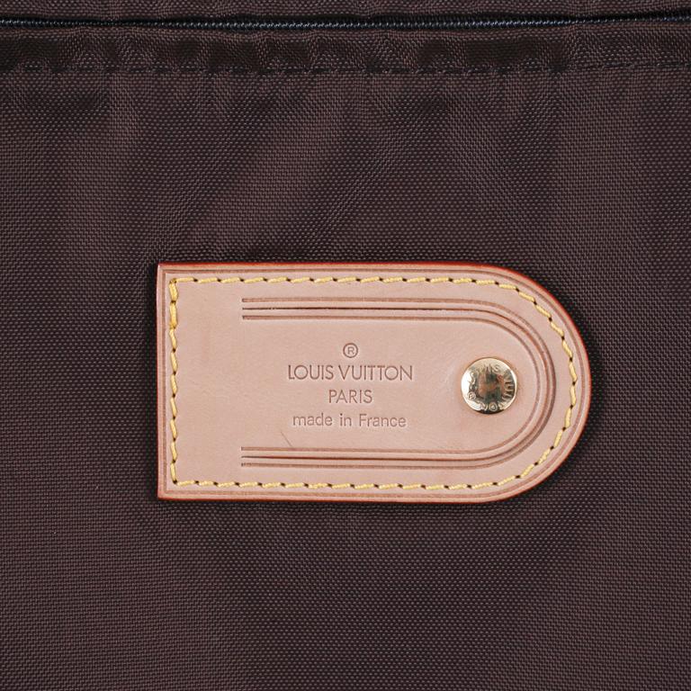 LOUIS VUITTON, resväska, "Pegase 50".