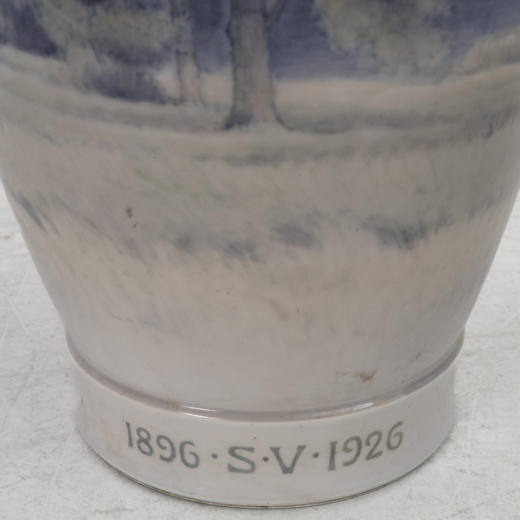 Royal Copenhagen, Praktvas, porslin, 1925.