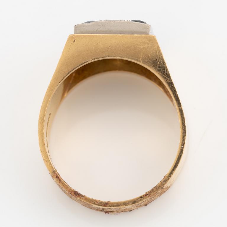 Ring, cocktail ring, Evert Lindberg. 18K gold with old-cut and brilliant-cut diamonds and sapphires.