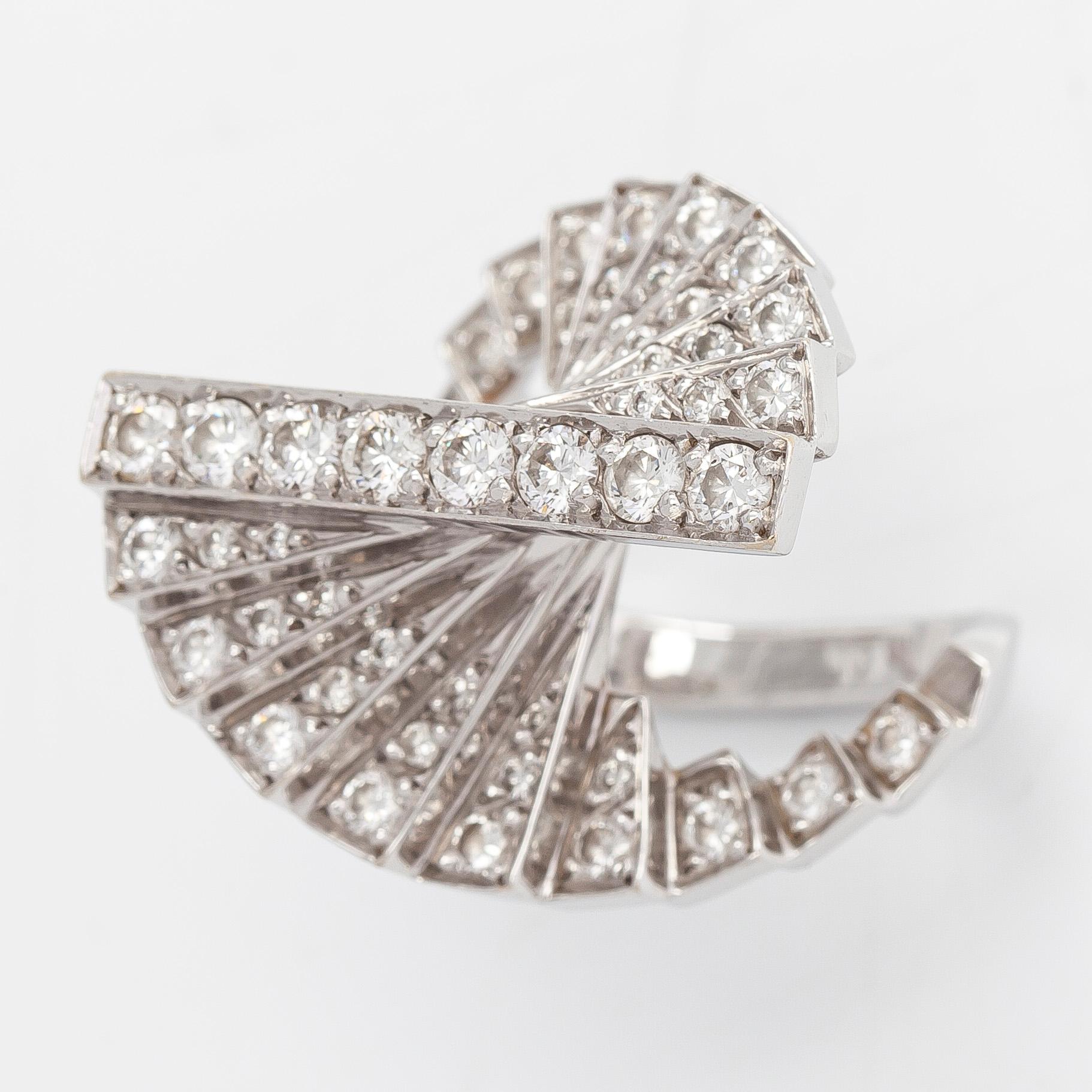 Alain Roure, ring "Steps", 18K vitguld med diamanter ca 2.04 ct totalt. Frankrike.