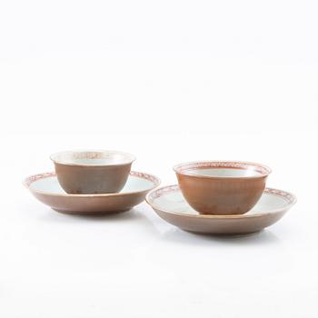 Two cups with saucers, Qing dynasty, 18th century.