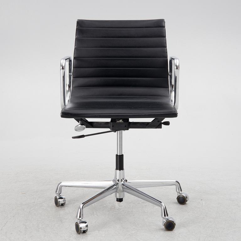 Charles & Ray Eames, a model EA 117 swivel office chair, VItra.