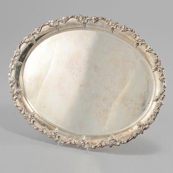 FAT, silver, Adolf Landoff, Göteborg, 1944, importstämplad. Vikt 1221 g.