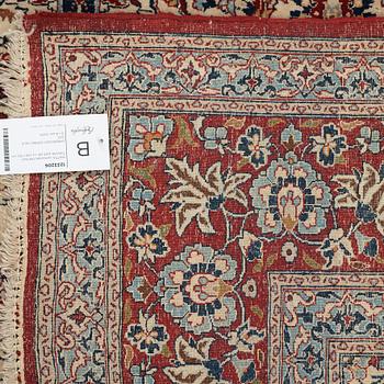 A RUG, semi-antique/Old Nain Tuteshk, part silk, ca  228 x 150 cm.