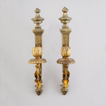 VÄGGLAMPETTER, 1 par, mässing, gustaviansk stil, 1900-talets andra hälft.