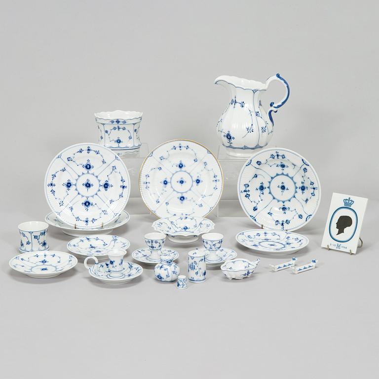Royal Copenhagen, A 66-piece service "Blue Fluted, Full Lace and Half Lace', Denmark.