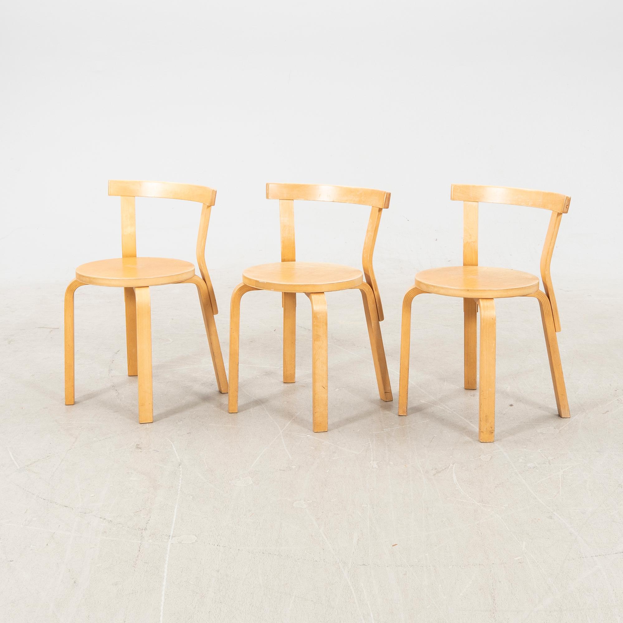 Alvar Aalto, Stolar 3 st modell 68 Artek Finland 1900-talets senare del.