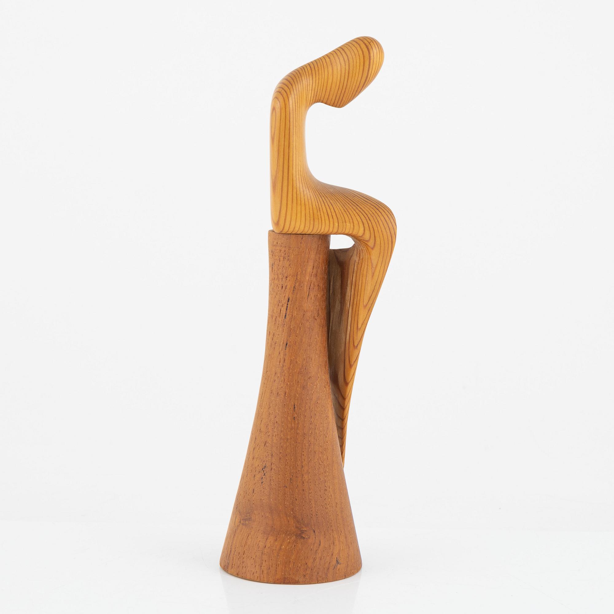 Johnny Mattsson, Sitting person.